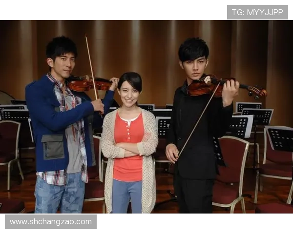 《给爱丽丝的奇迹2》:当爱与魔法交织,谱写失落童话的全新篇章 《给爱丽丝的奇迹2》:当爱与魔法交织,谱写失落童话的全新篇章